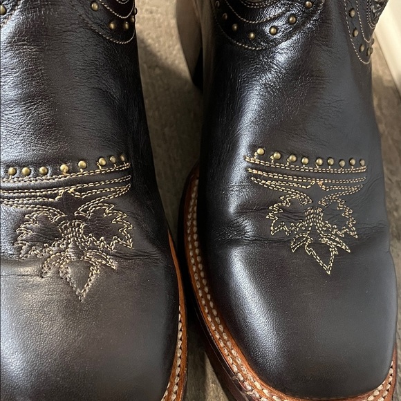 Lucchese Snowflake Brown and Gold Cowboy Boots with Intricate Detailing Size 10 - Picture 8 of 16